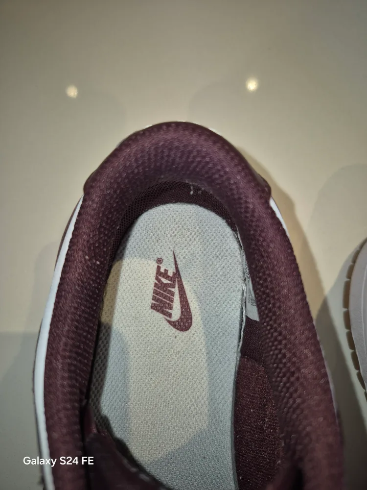 Nike Dunk Low Bordeaux White Youth Size 5.5Y image indicator(8)