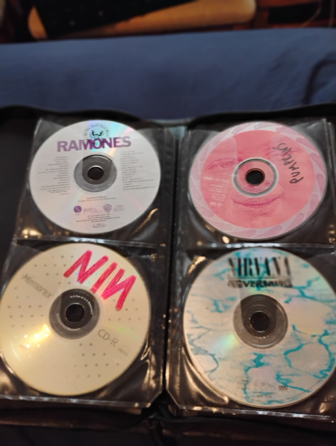 Case Logic CD Album with CDs - photo 2