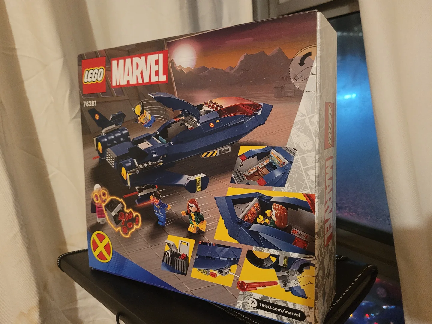 New LEGO Marvel X-Men X-Jet 76281 image indicator(2)
