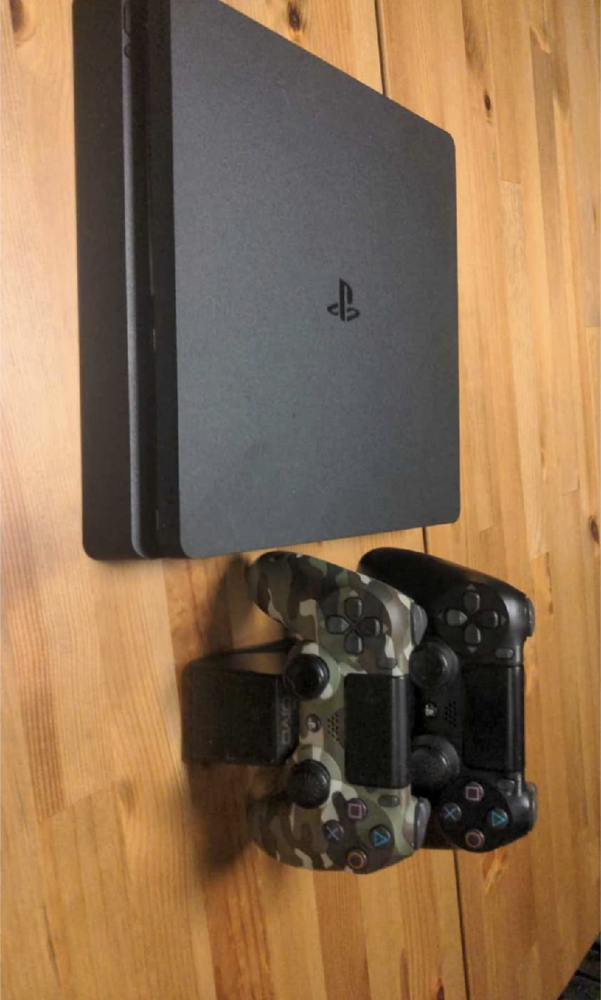 Ps4 with 2 controllers and charging dock