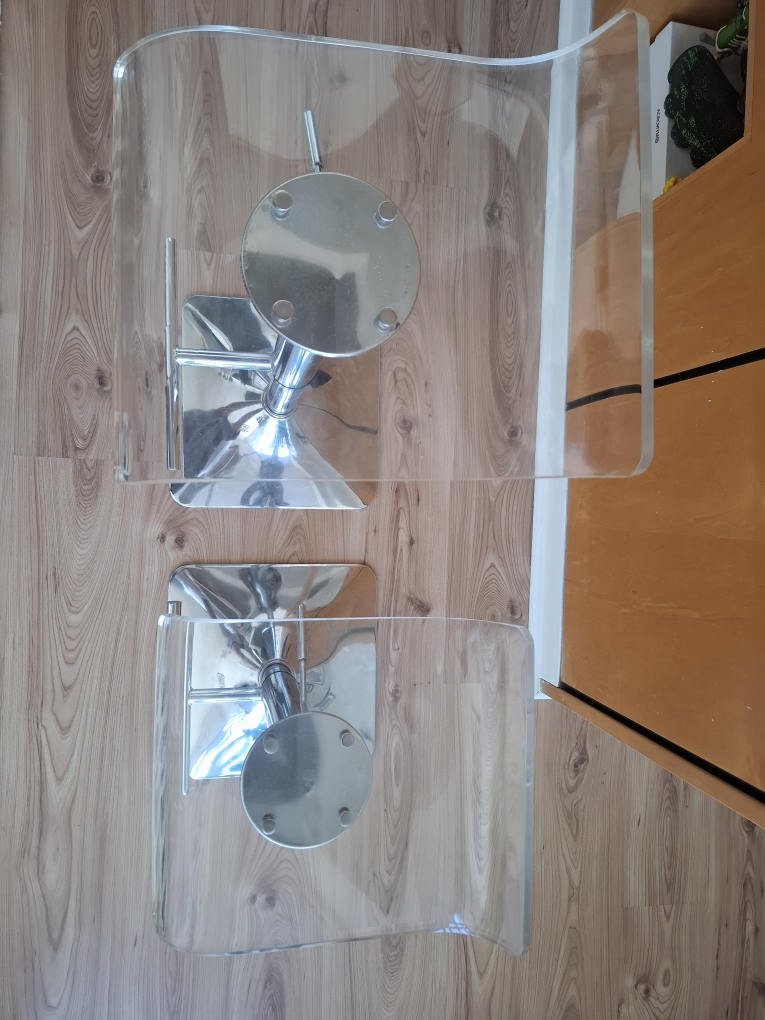 Adjustable Bar Stool Chairs, set of 2. Great condition! - photo 2