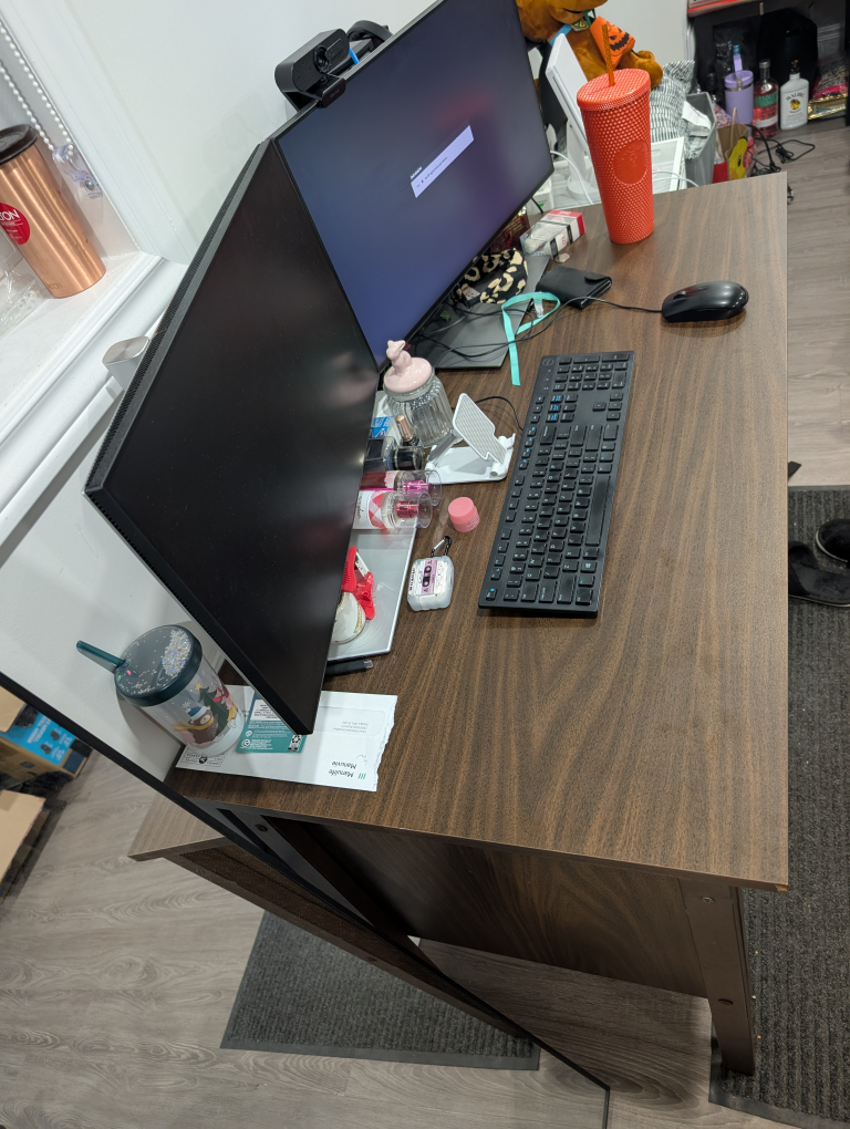 Modern Wooden Work Desk with Drawers – Perfect for Home Office - photo 3