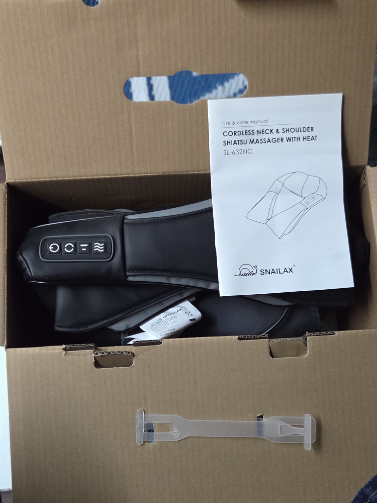 Snailax Cordless Neck & Shoulder Shiatsu Massager - New in Box!