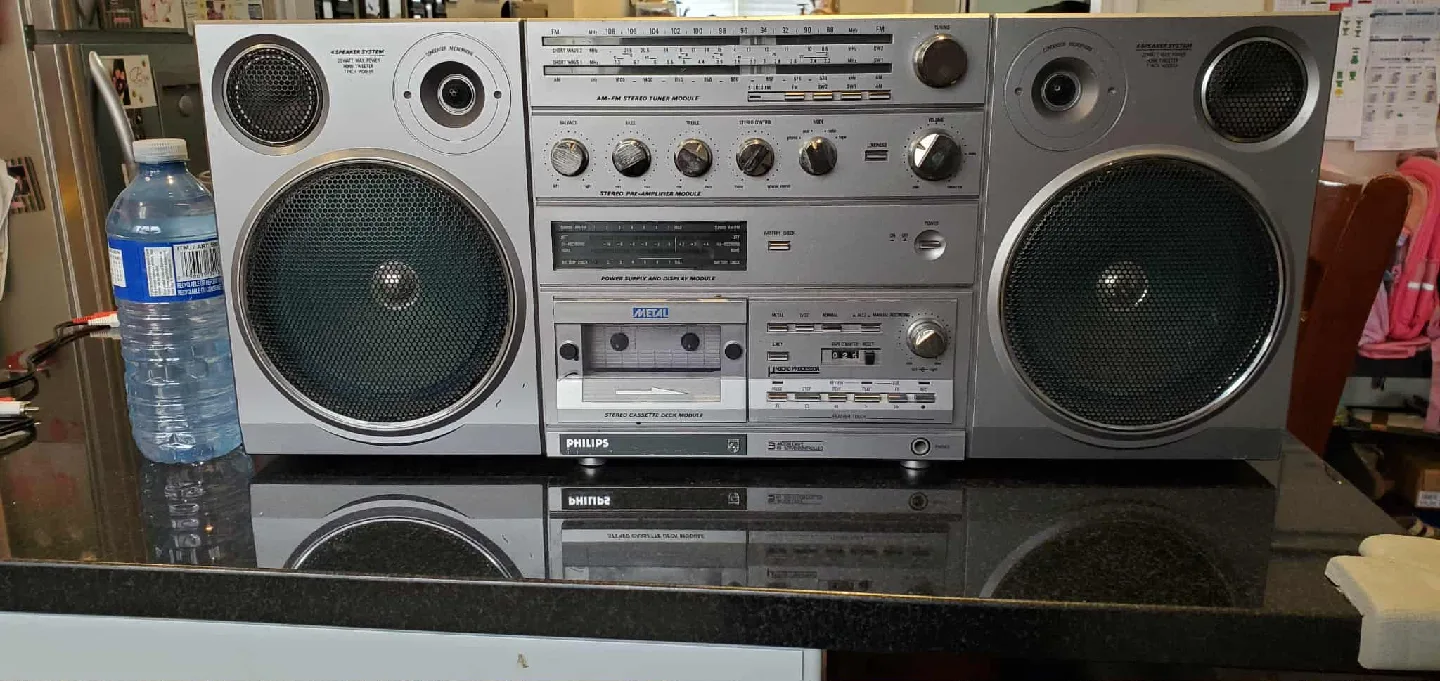 Vintage Phillips  Boombox thumbnail