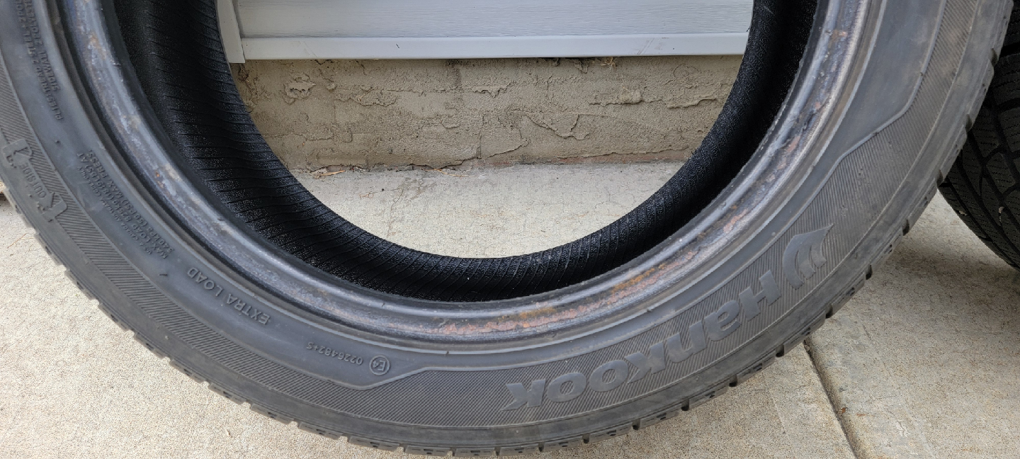 Hankook Icebear W300 235/50R18 Winter Tires