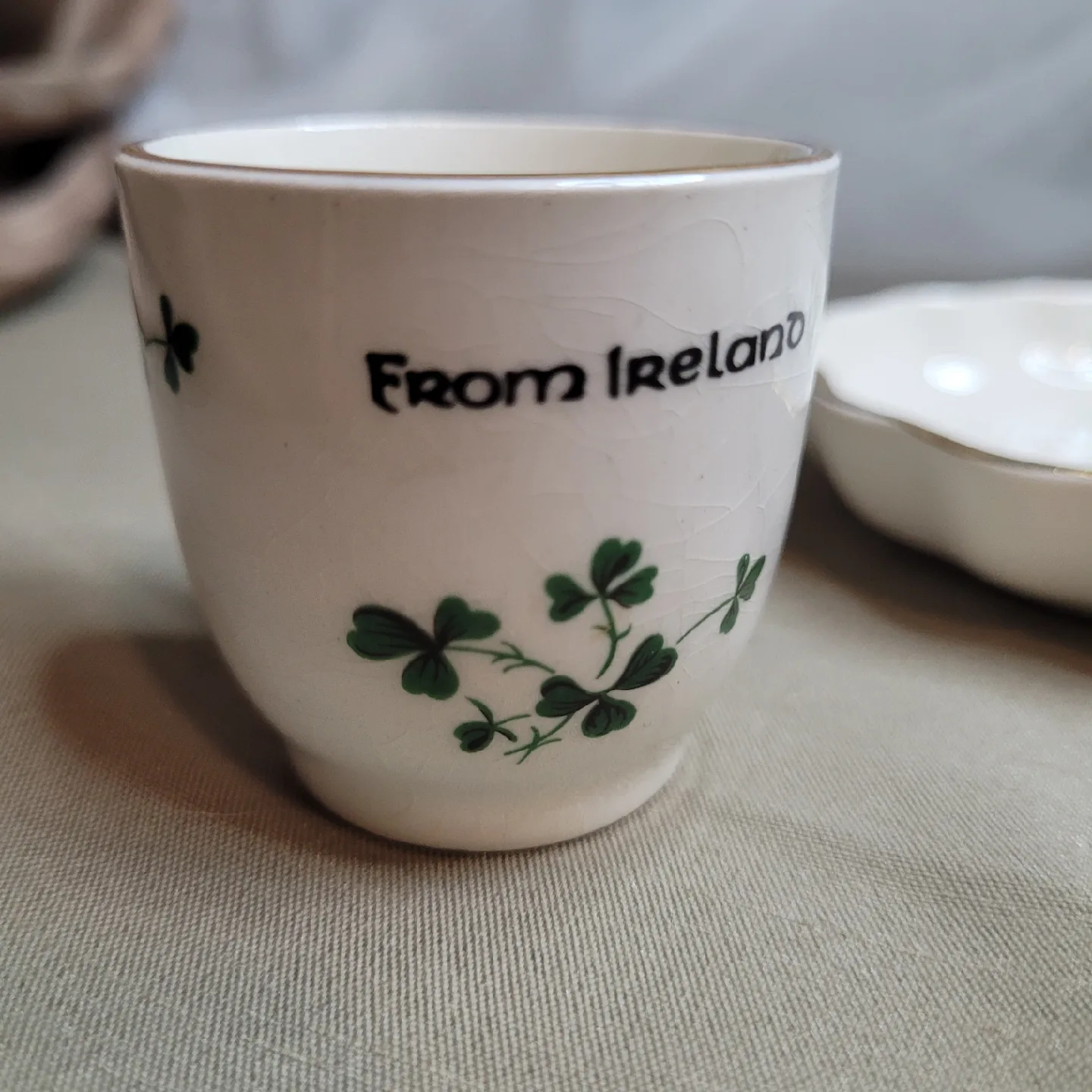 Arklow Ireland Souvenir Of  Ireland  5 1/4" x 4" Trinket Dish.. image indicator(6)