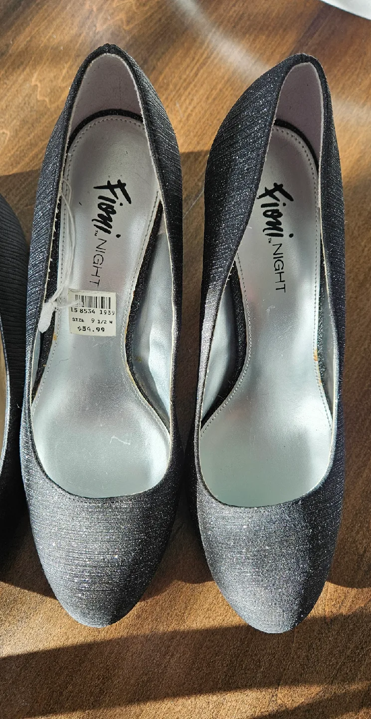 womens shoes size 9.5 image indicator(4)