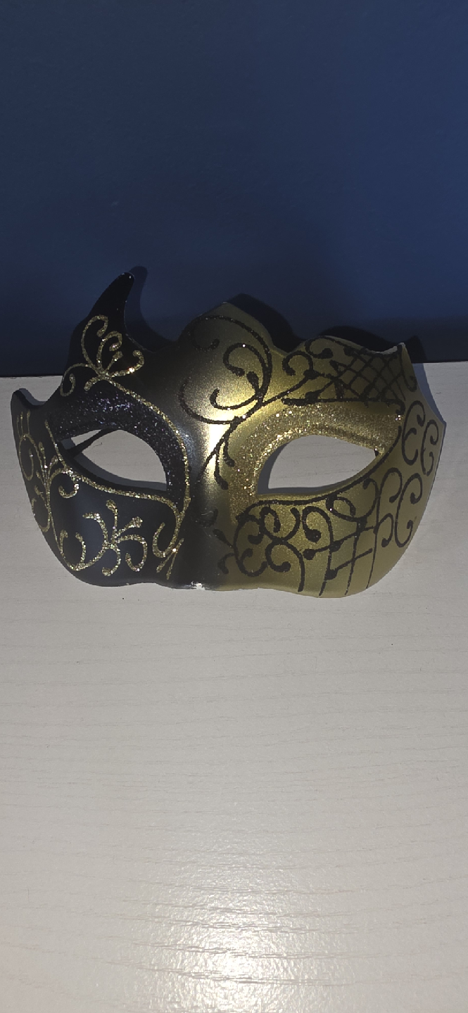 Couples Masquerade Masks - Gold and Black - photo 2