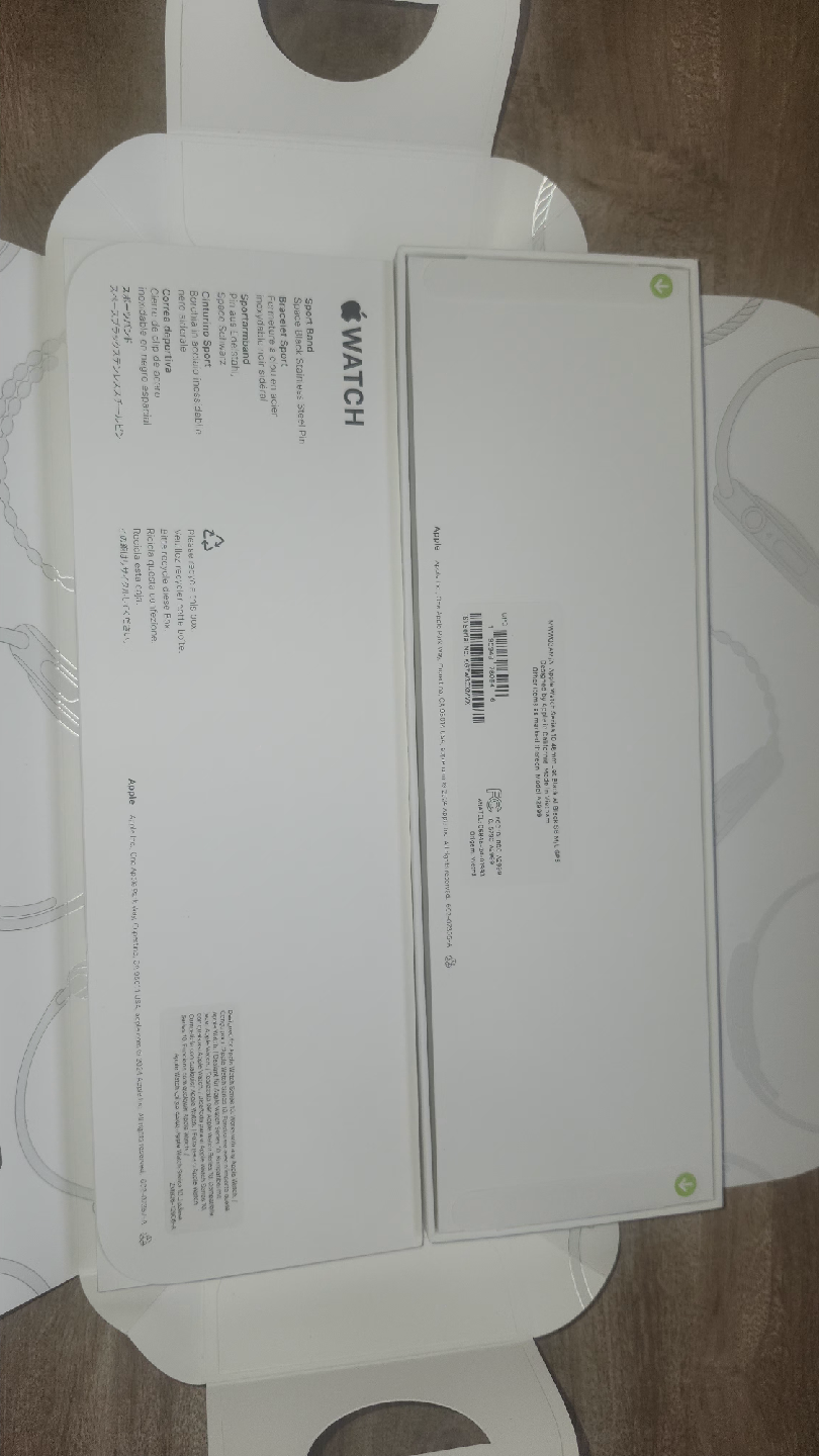 Apple Watch Series 10 - Sport Band - 46mm- Black - photo 5
