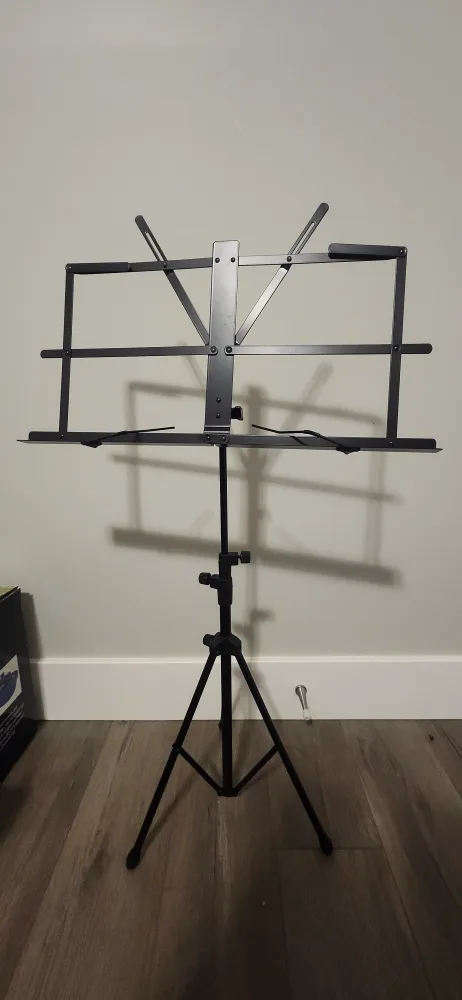 Stagg MUSQ2 Foldable Music Stand w/ Carry Bag image indicator(5)