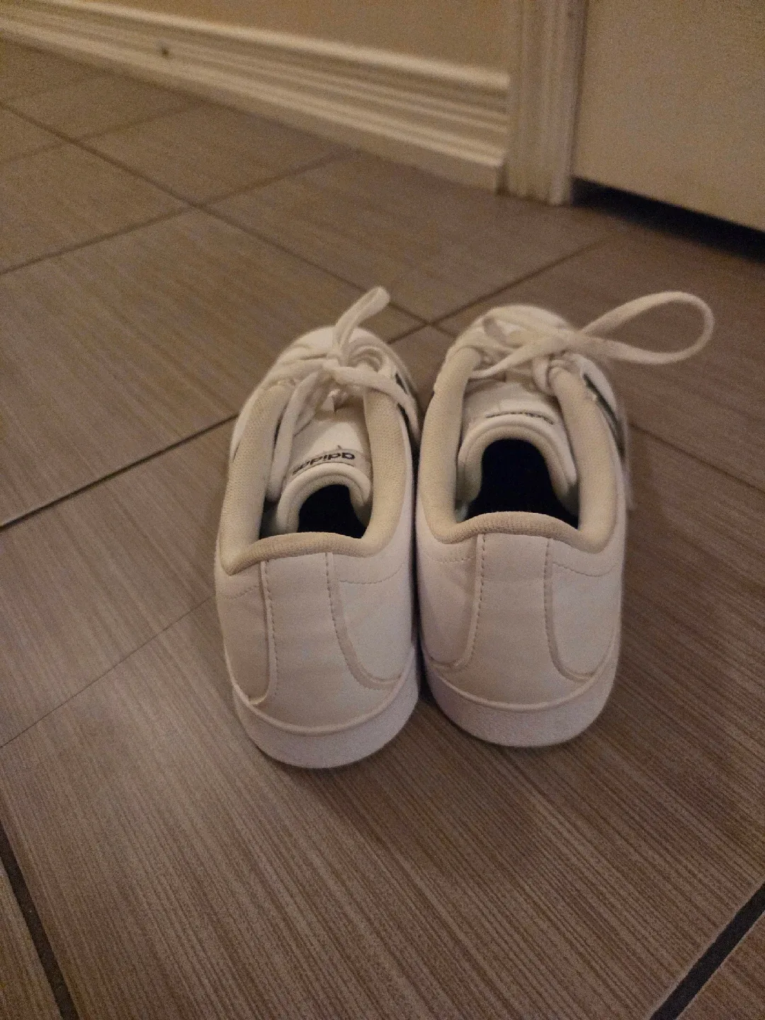 Adidas Courtset Sneakers - Women's Size 7 image indicator(3)