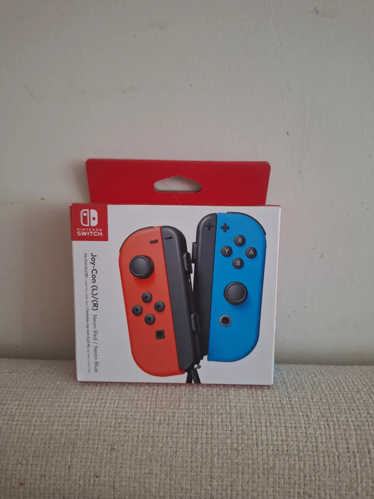 Nintendo Switch Joy-Con & Charging Dock image indicator(3)