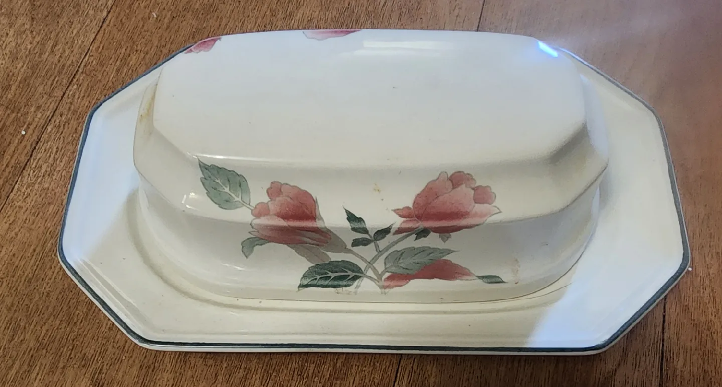 Vintage Floral Mikasa Continental Set(Pickup only) image indicator(3)