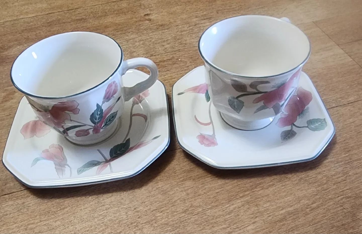 Vintage Floral Mikasa Continental Set(Pickup only) image indicator(4)