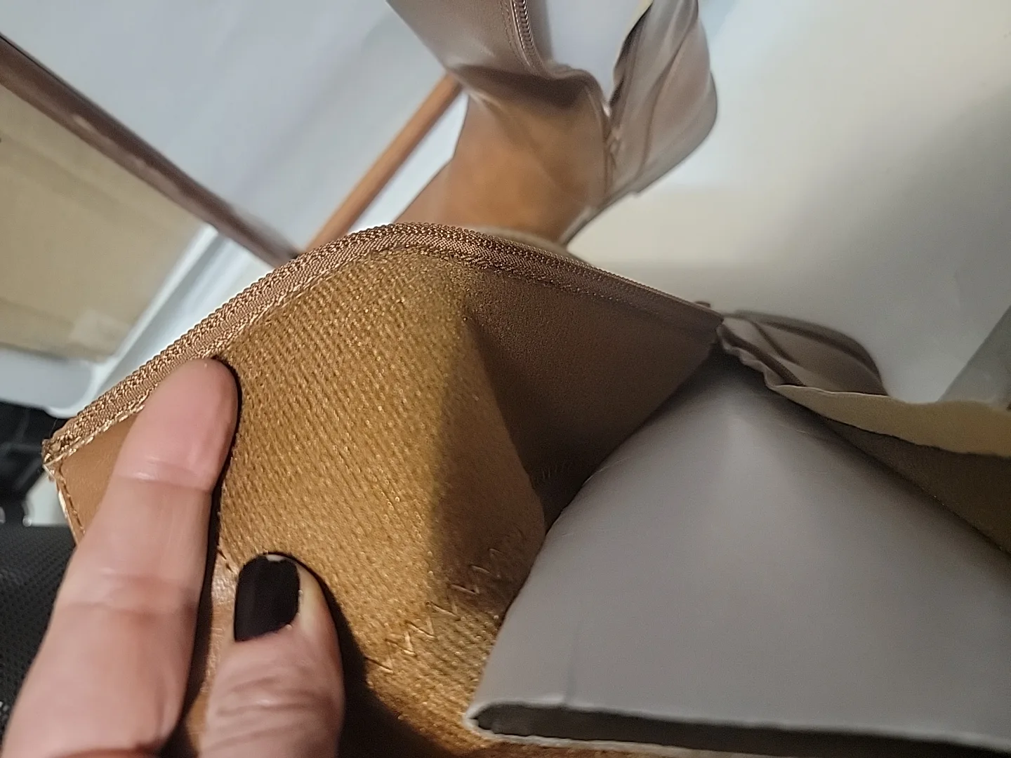 Brown Knee High Boots image indicator(4)