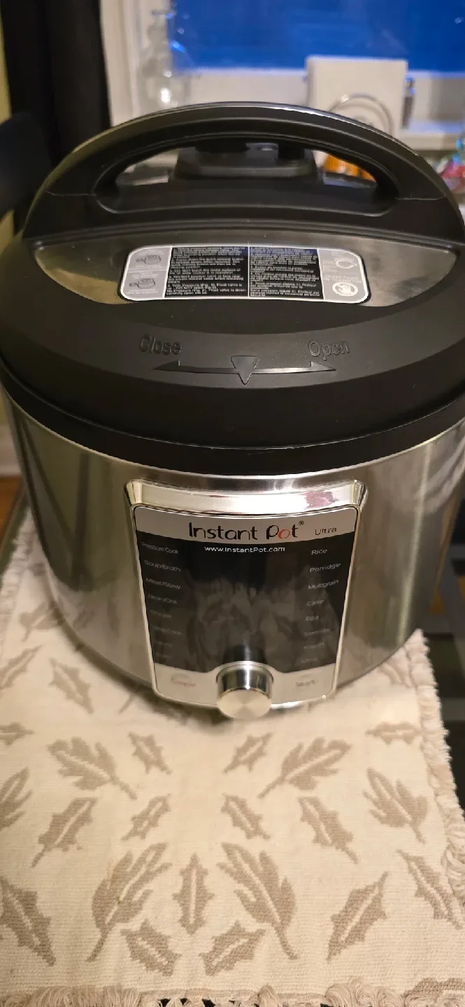Instant Pot Ultra - Electric Pressure Cooker