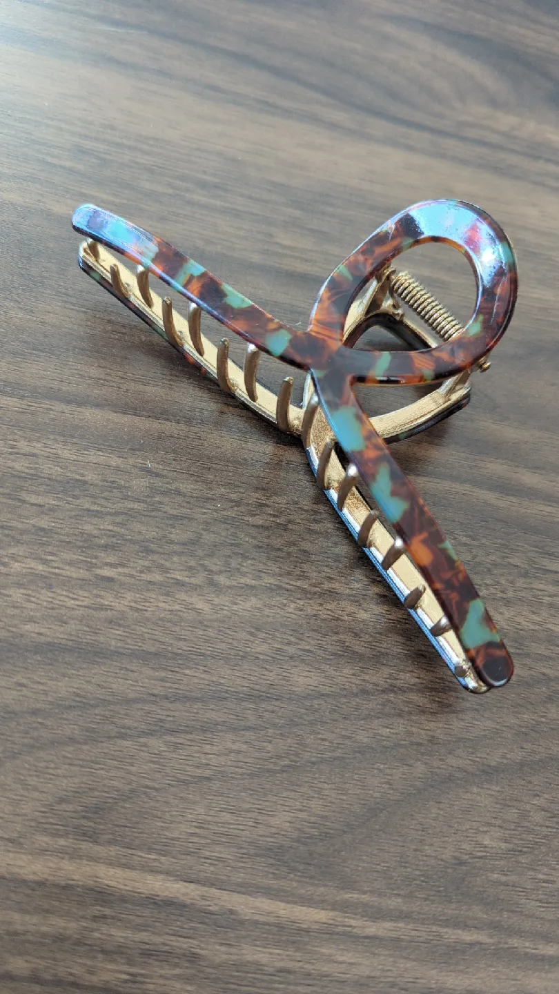 Hair Claw Clip - Tortoise Shell Pattern