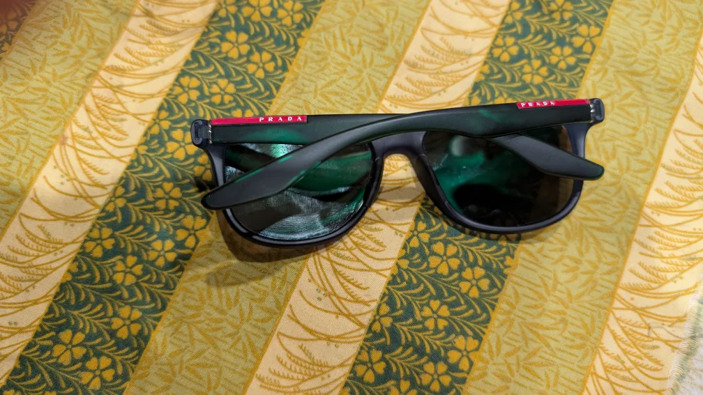 Prada Sunglasses - Made in Italy image indicator(2)
