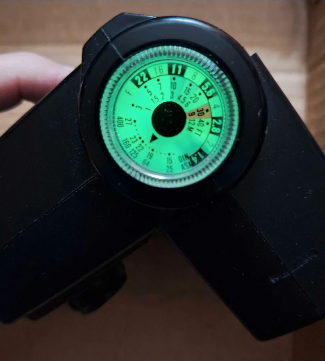 Vivitar 283 electronic flash. image indicator(4)