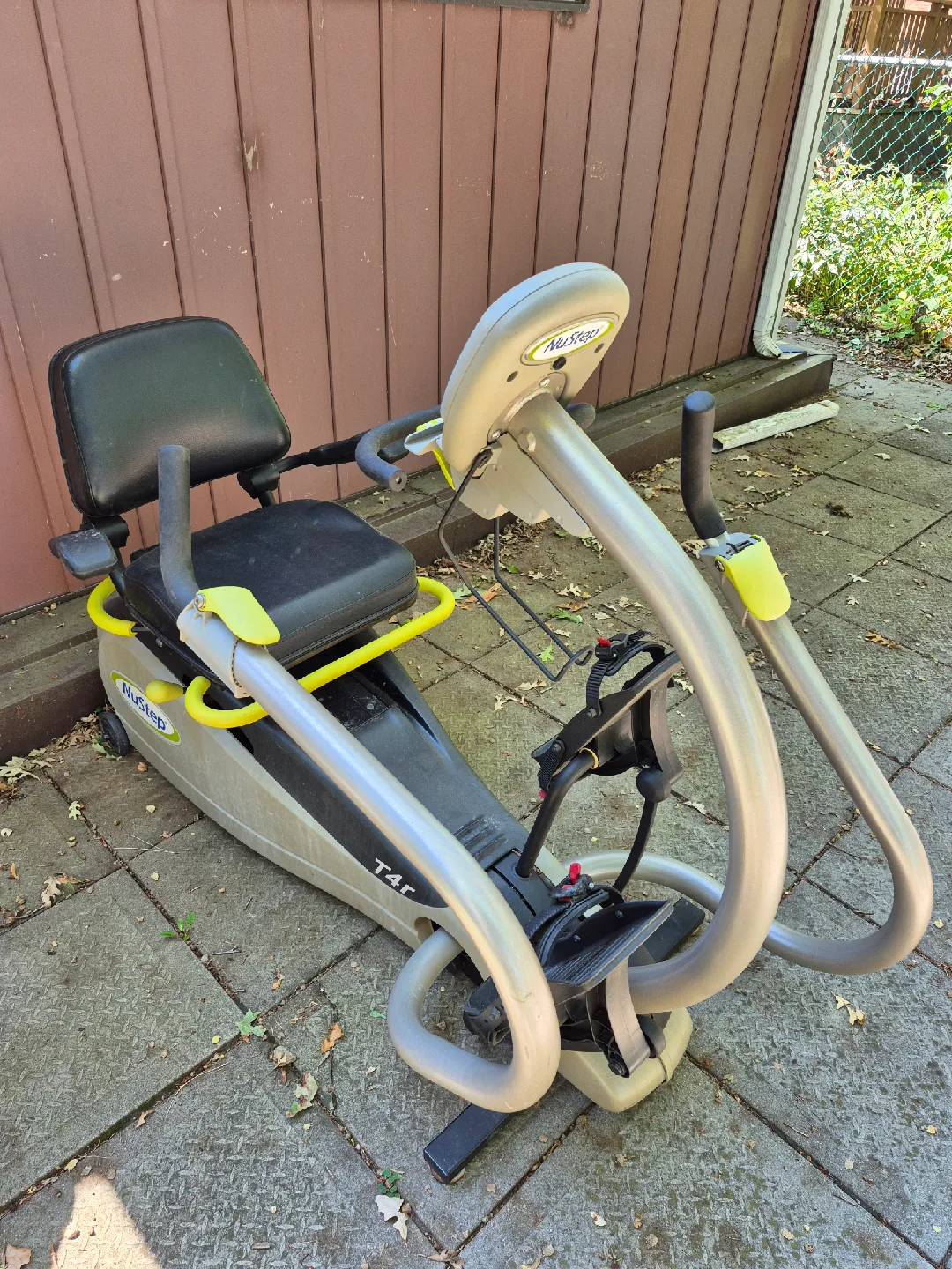 NuStep T4r Recumbent Cross Trainer image indicator(2)