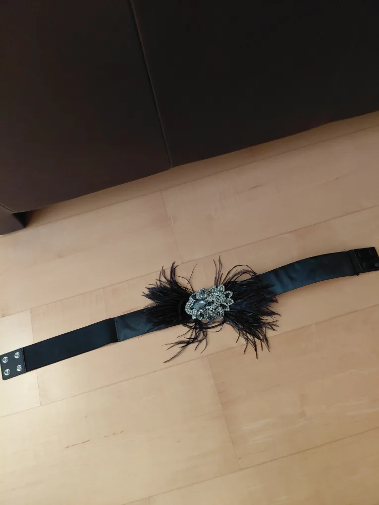 White House Black Market Belt - Size XL image indicator(2)