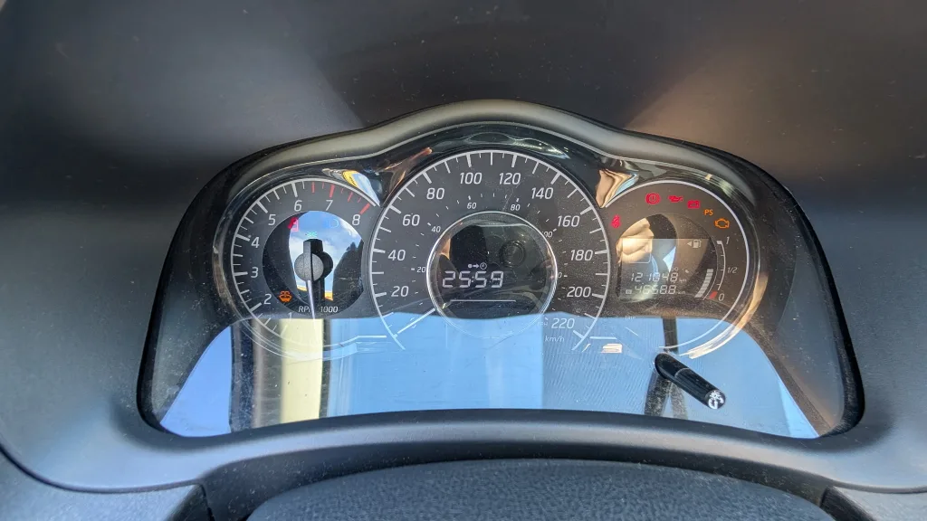 2018 Nissan Versa Note SV, Orange image indicator(4)