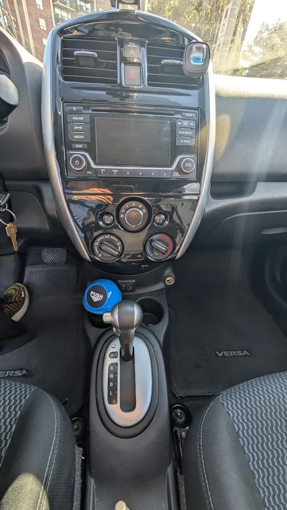 2018 Nissan Versa Note SV, Orange image indicator(5)
