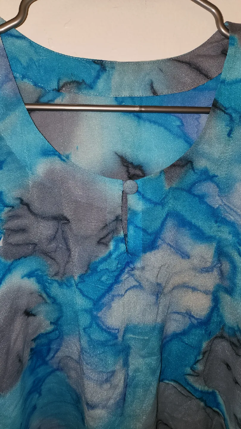 Blue & Grey Patterned Blouse image indicator(3)