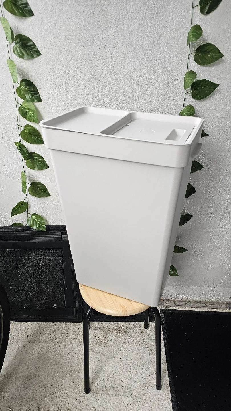 IKEA HÄLLBAR Bin with Lid - Light Gray, 35L