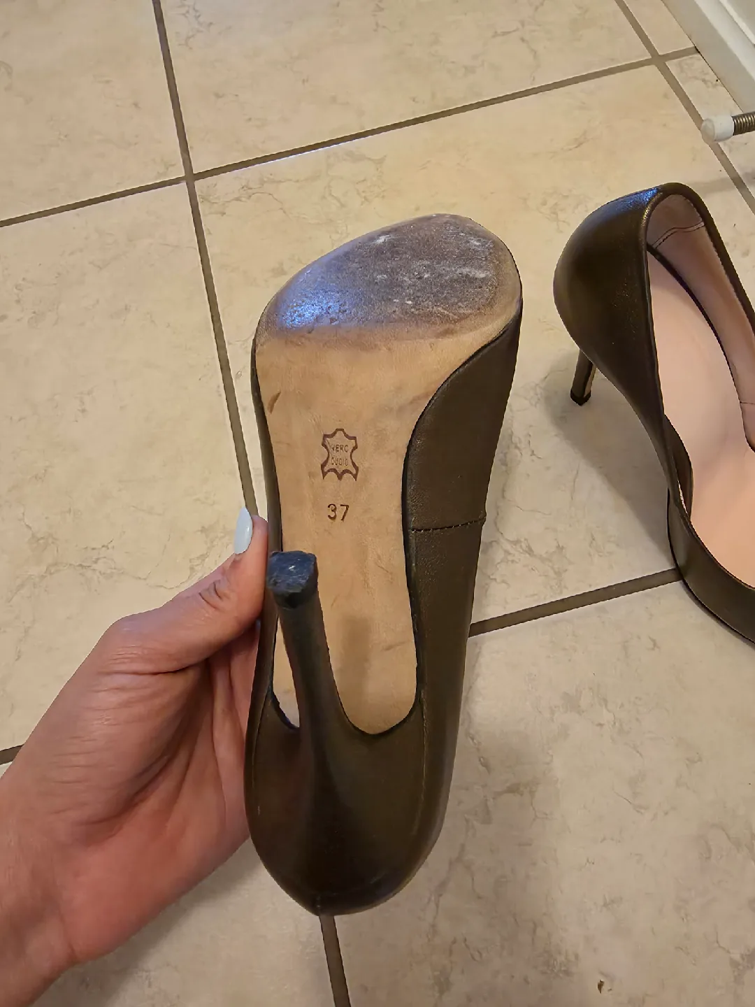 Olive Green Leather Heels - Size 37 image indicator(4)