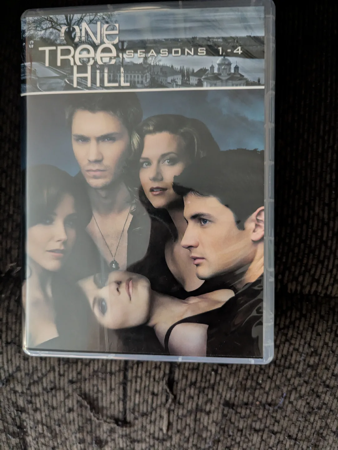 One Tree Hill: The Complete Series Seasons 1-9 DVD Set CASH ONLY image indicator(4)