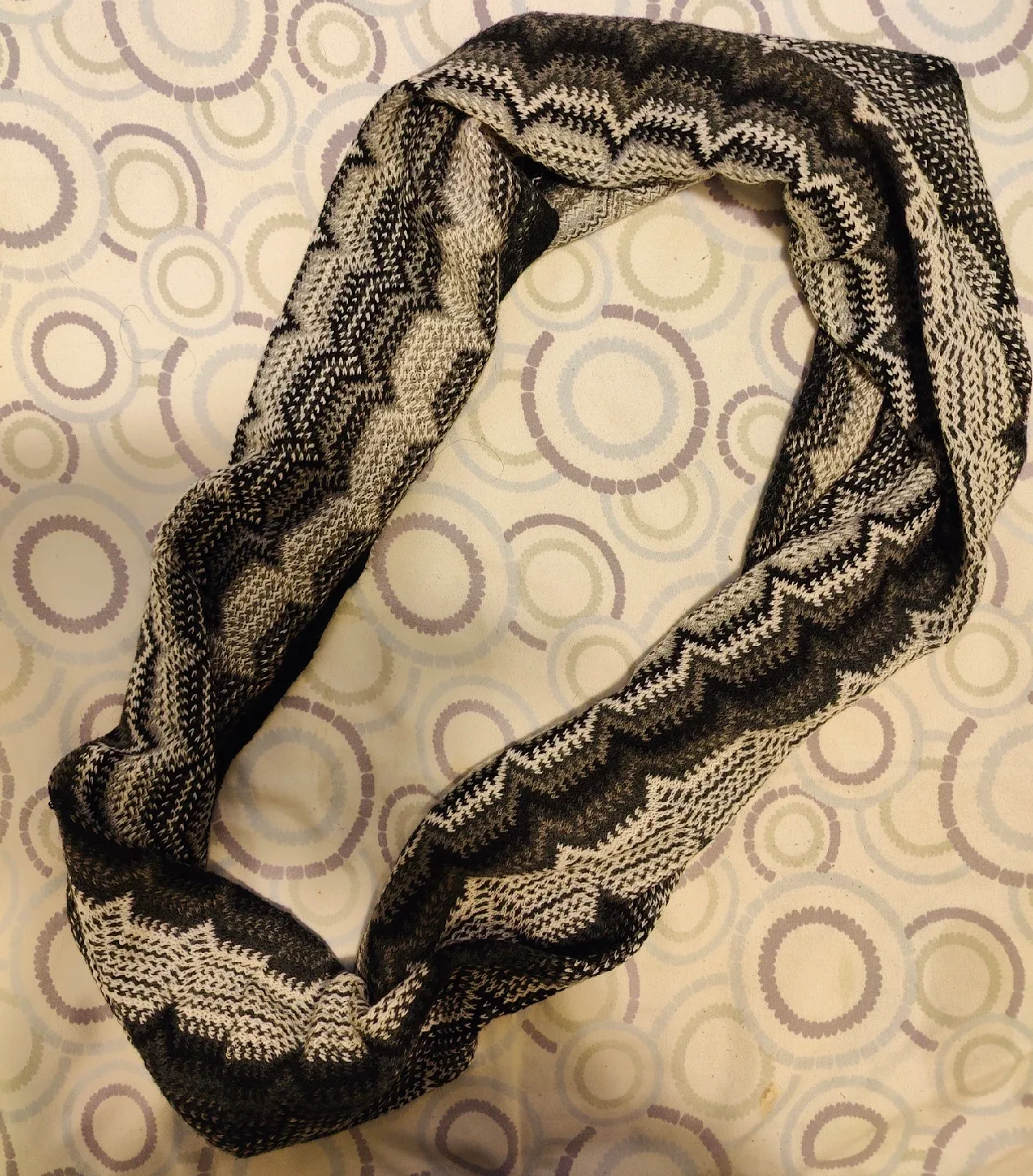 woolen winter shawl thumbnail