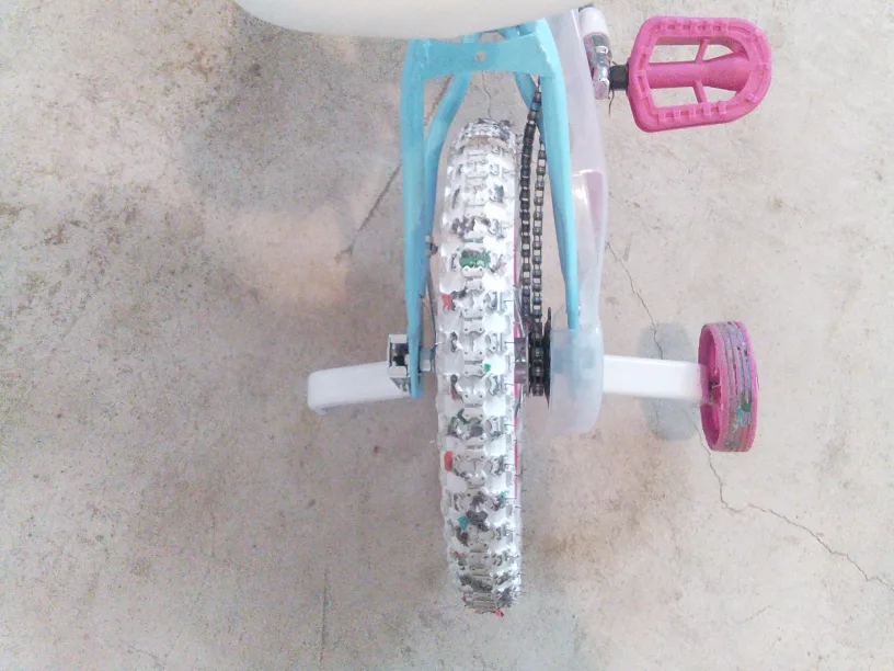 Huffy Sea Star Girls Bike - Training Wheels image indicator(3)