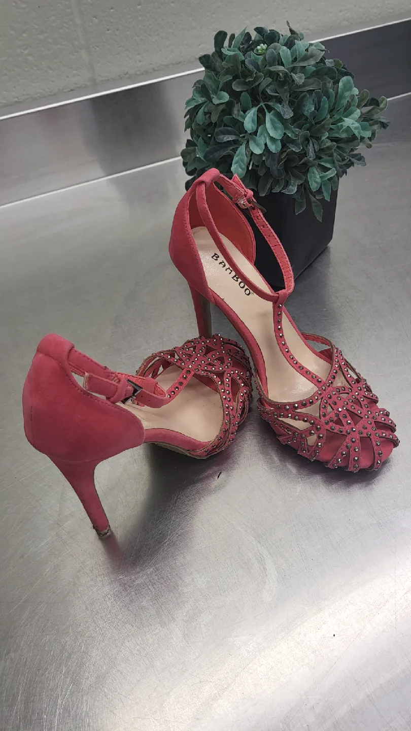 Bamboo Pink Heels, Size 6 image indicator(2)