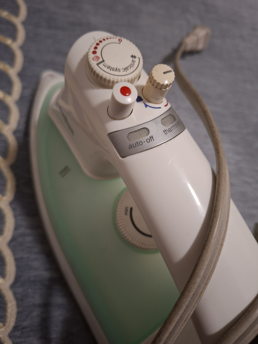 Braun Autoon Steam Iron - photo 3