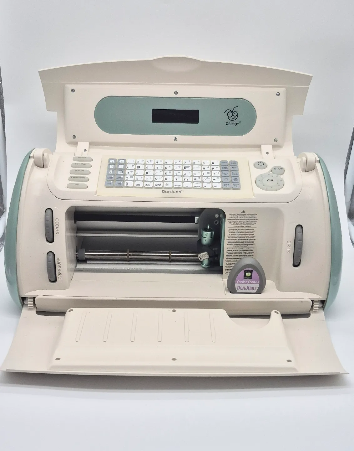 Cricut DonJuan Paper Cutter thumbnail