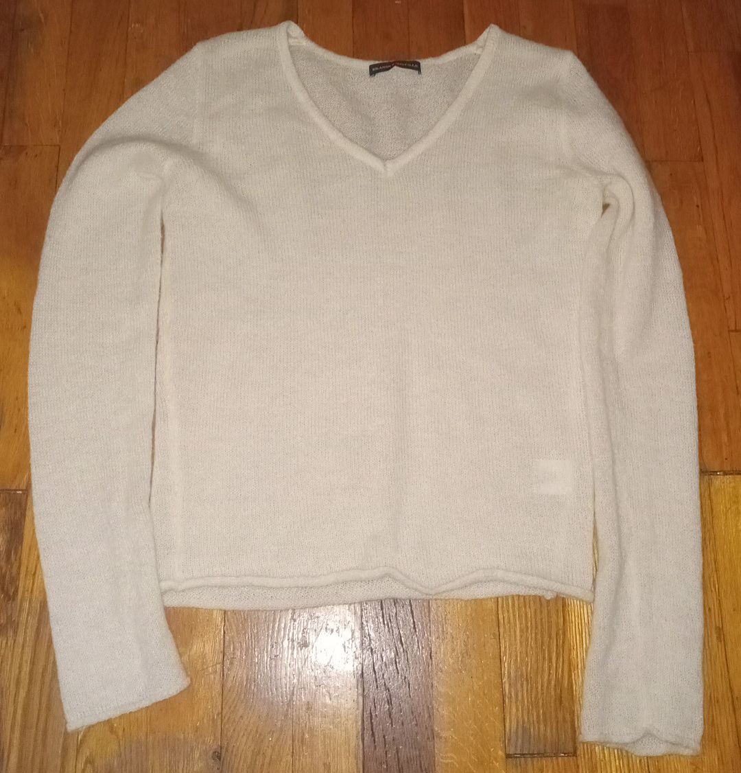 Brandy Melville Sweater