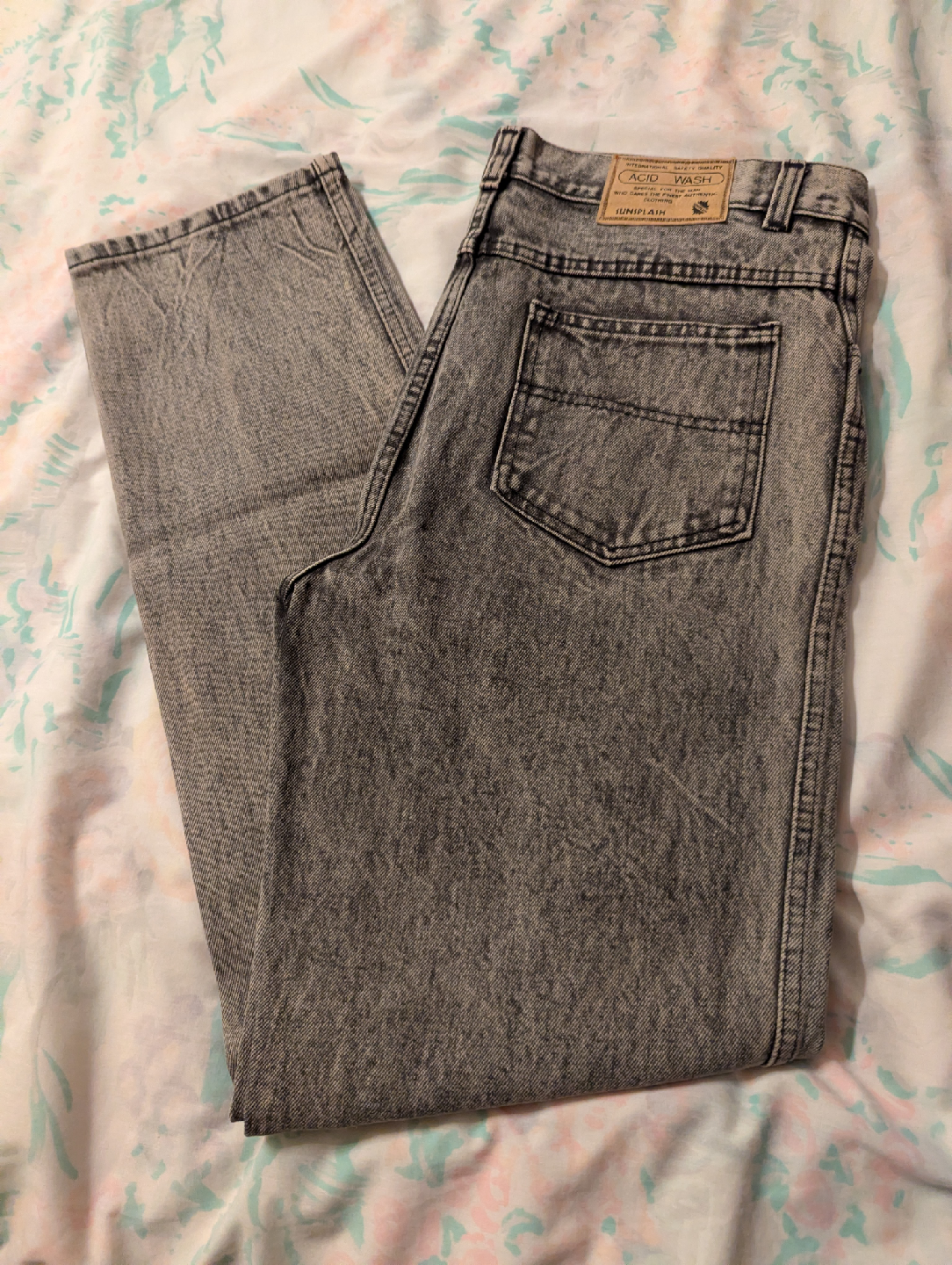 Sunsplash Acid Wash Jeans