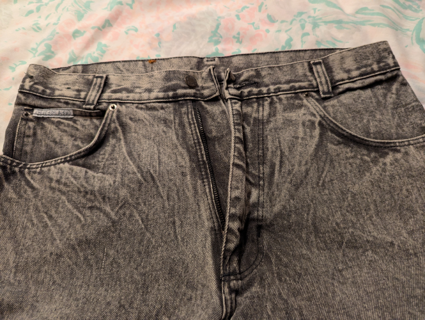Sunsplash Acid Wash Jeans - photo 4