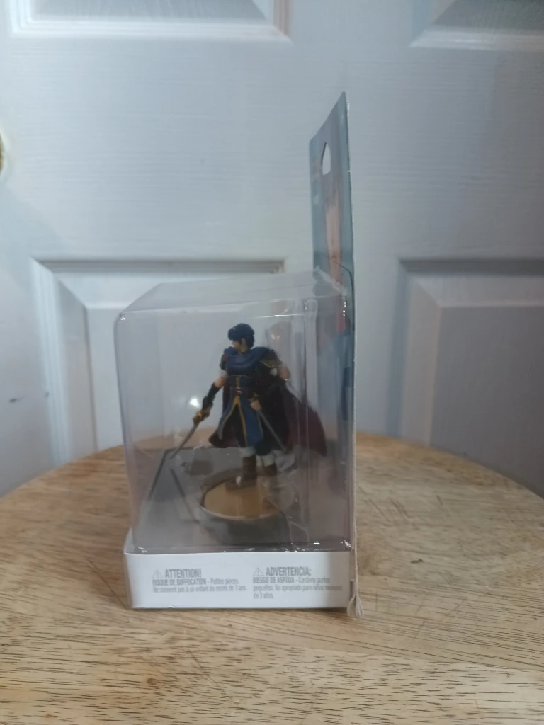New Marth Amiibo - Super Smash Bros. Series - photo 3