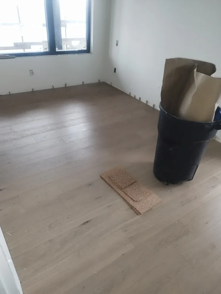 engineered hardwood glue down installation image indicator(3)