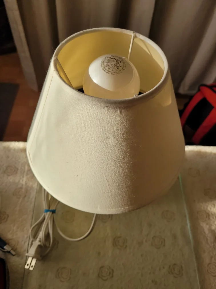 Table Lamp - Cream Colour image indicator(2)