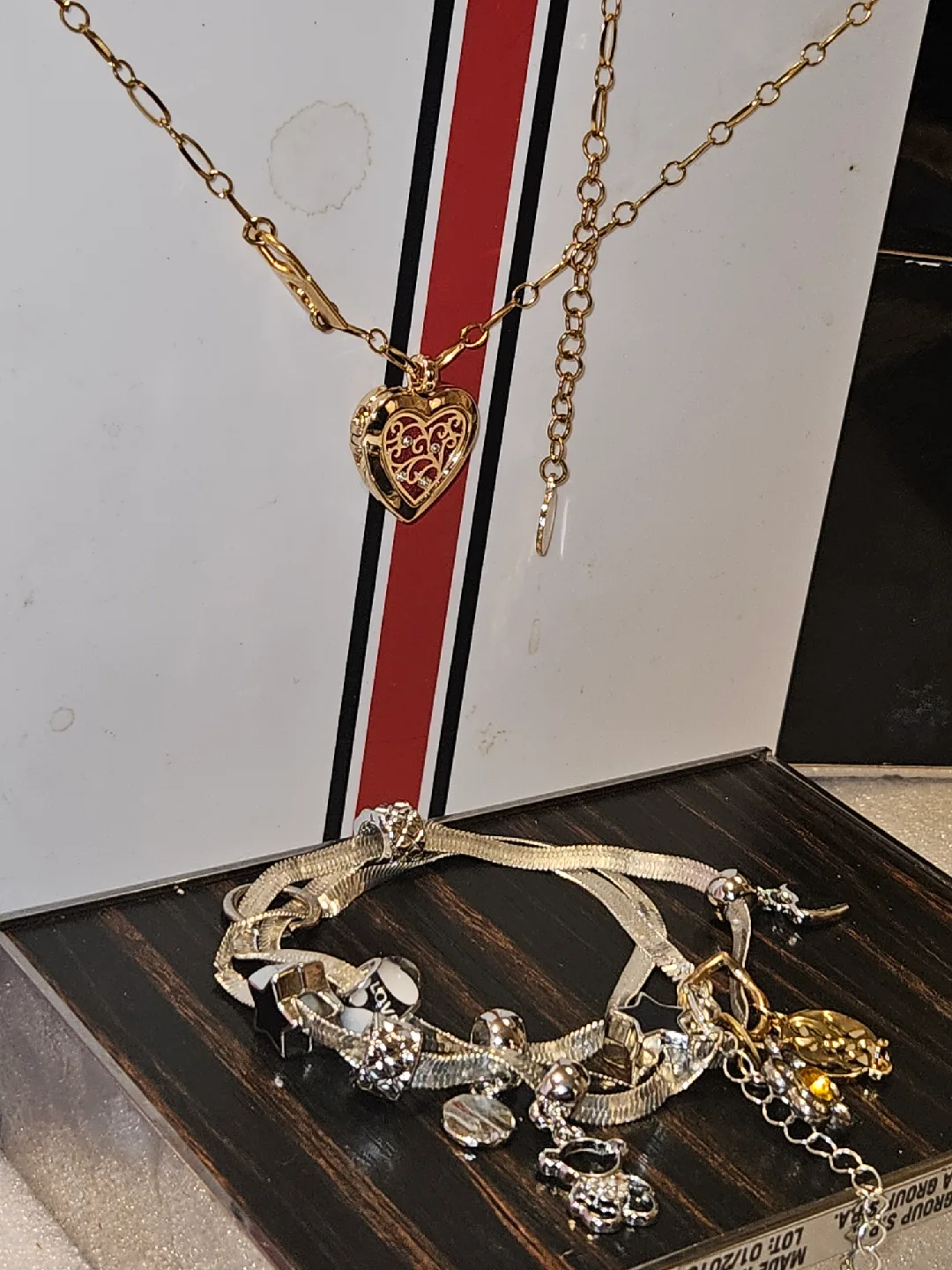 WP Jewelry Gold Heart Locket Necklace & Charm Bracelet image indicator(10)