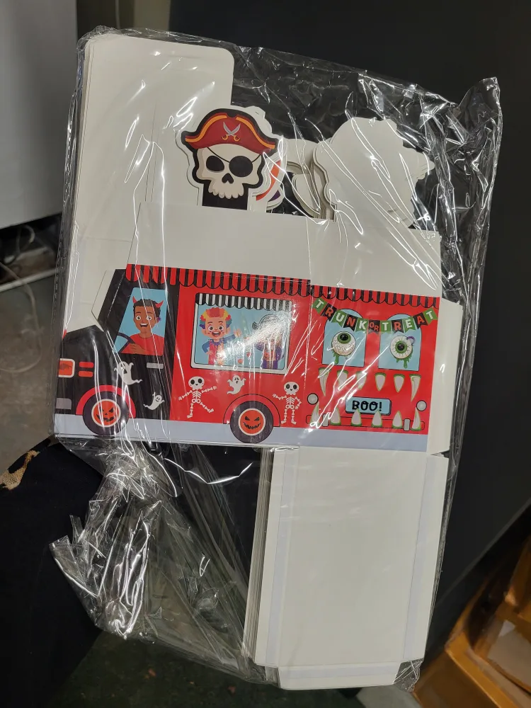 Halloween Candy Cups & Treat Boxes image indicator(2)