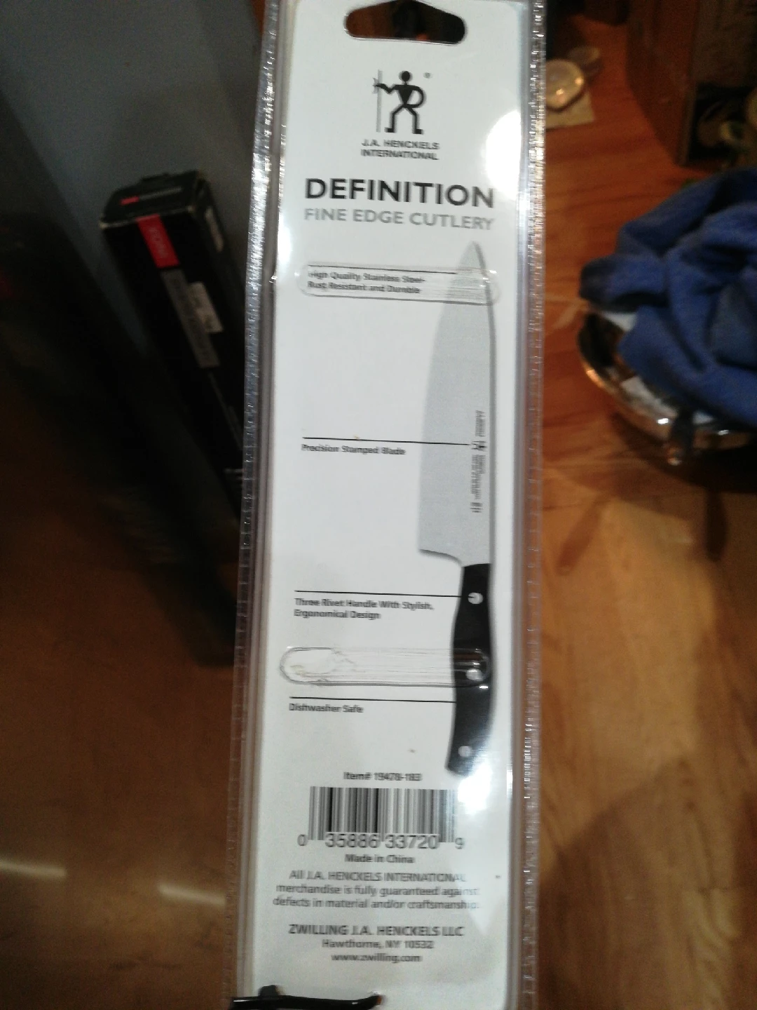 J.A. Henckels Definition Santoku Knife - New - photo 2