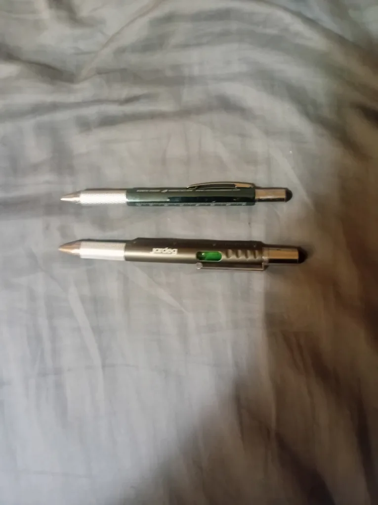 Jardea & Unbranded Multi-Tool Pen Set thumbnail
