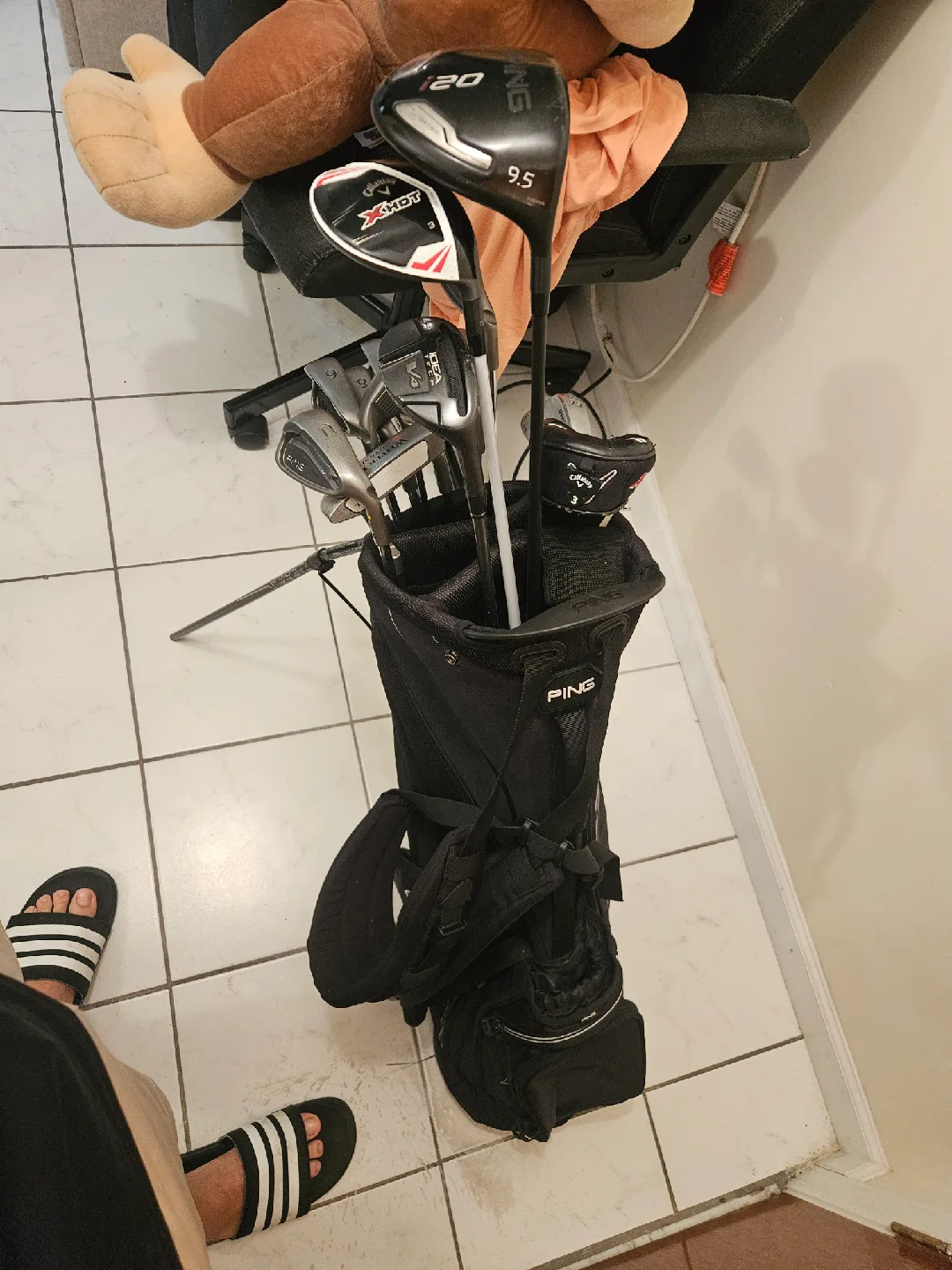 Ping Golf Bag with Clubs image indicator(3)