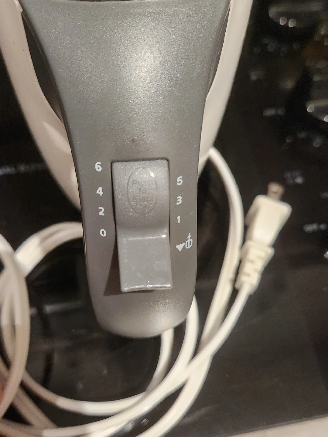 Sunbeam Hand Mixer image indicator(4)