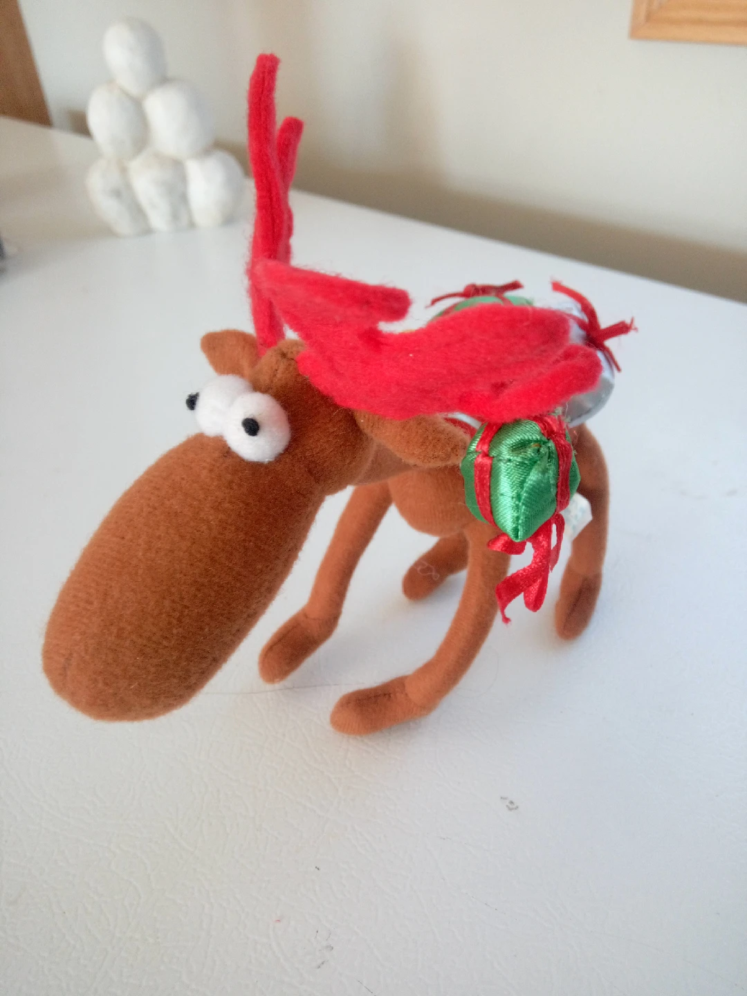 🥕Bendable Reindeer Plush Toy with Gifts - photo 3