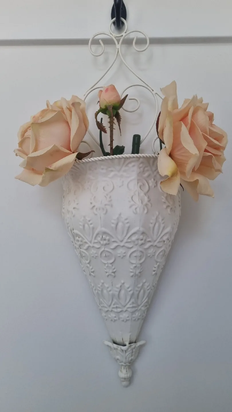 White Decorative Wall Planter thumbnail